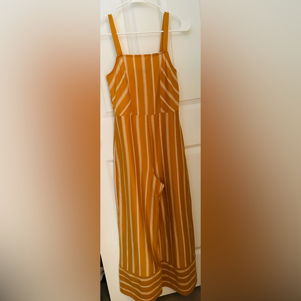 Comfy Jump Suit Size XS- Great Summer Find!